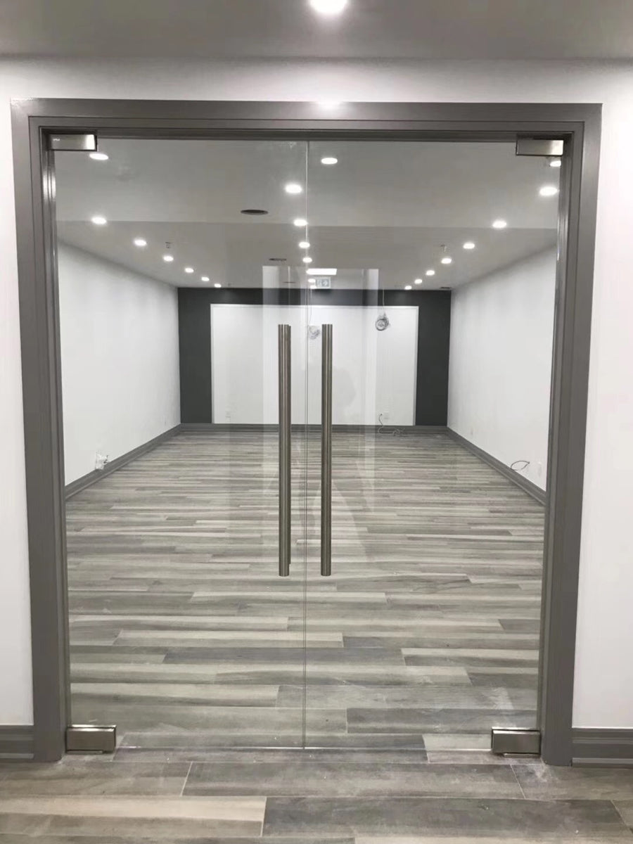 
    Glass Entrances image 25