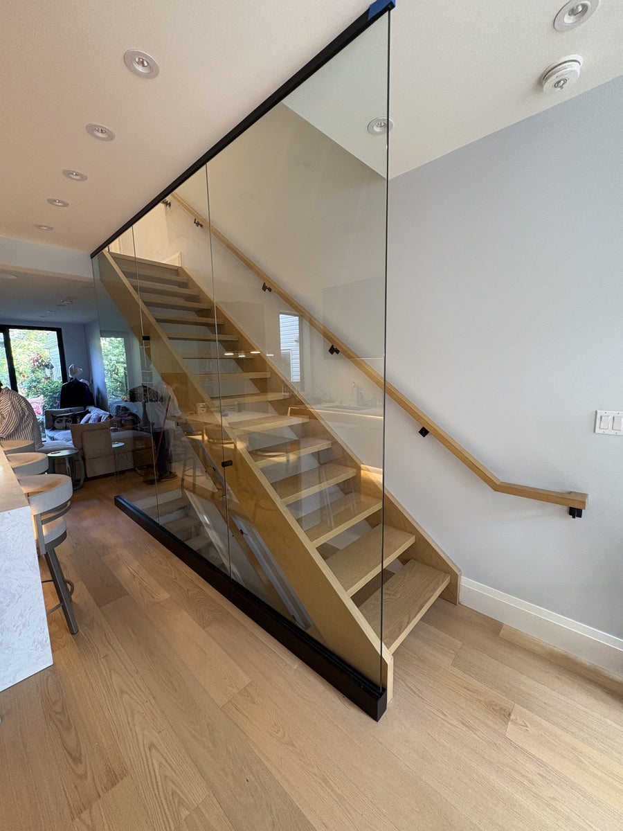 
    Glasses Railing image 18