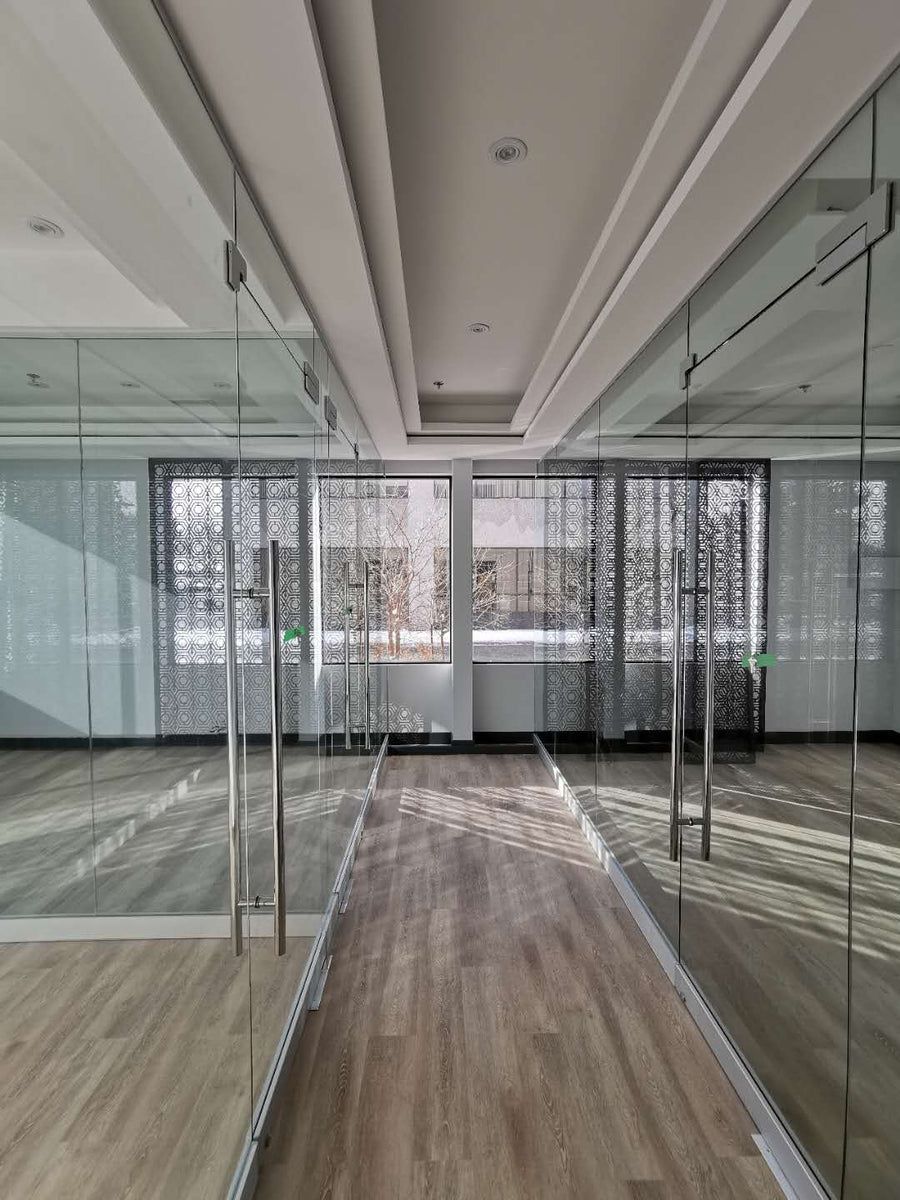 
    Glass Entrances image 28