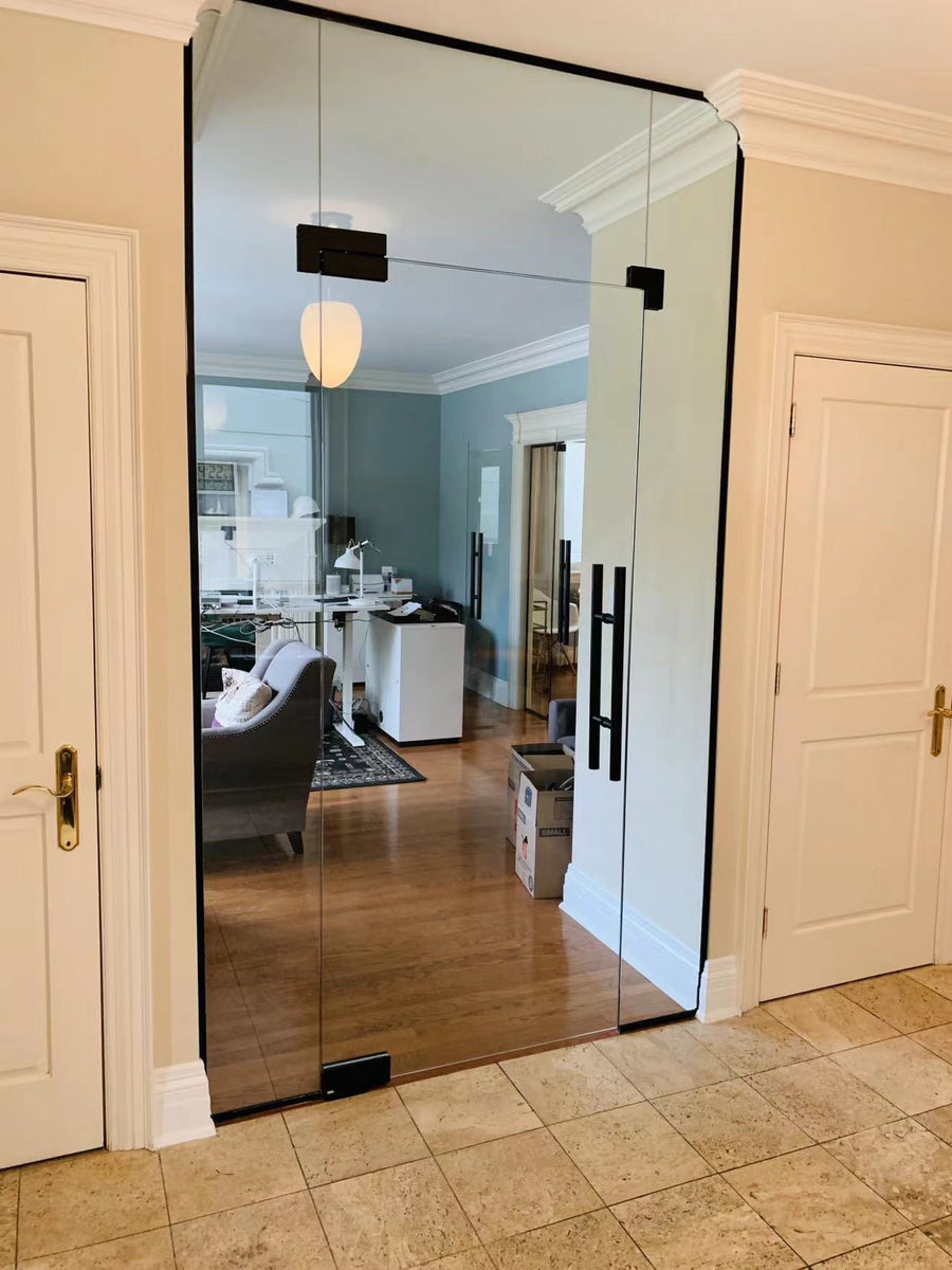 
    Glass Entrances image 24